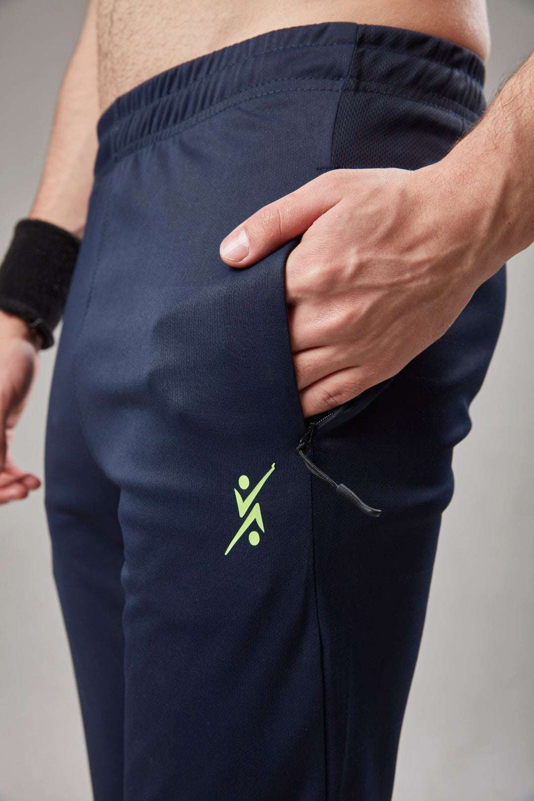 Men Solid Slim Fit Trackpants at Wholesale Price J 580 | 8 Pcs Box