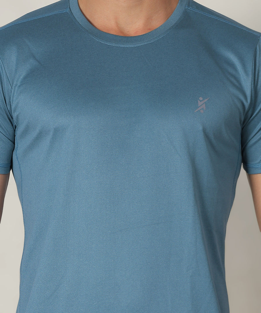 Men Solid Slim Fit Crew Neck T-shirt at Wholesale Price QR 40 | 8 Pcs Box