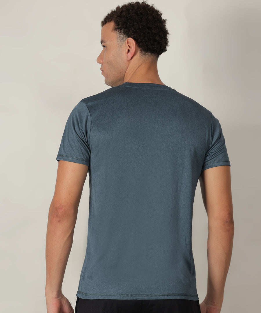 Men Solid Slim Fit Crew Neck T-shirt at Wholesale Price QR 40 | 8 Pcs Box