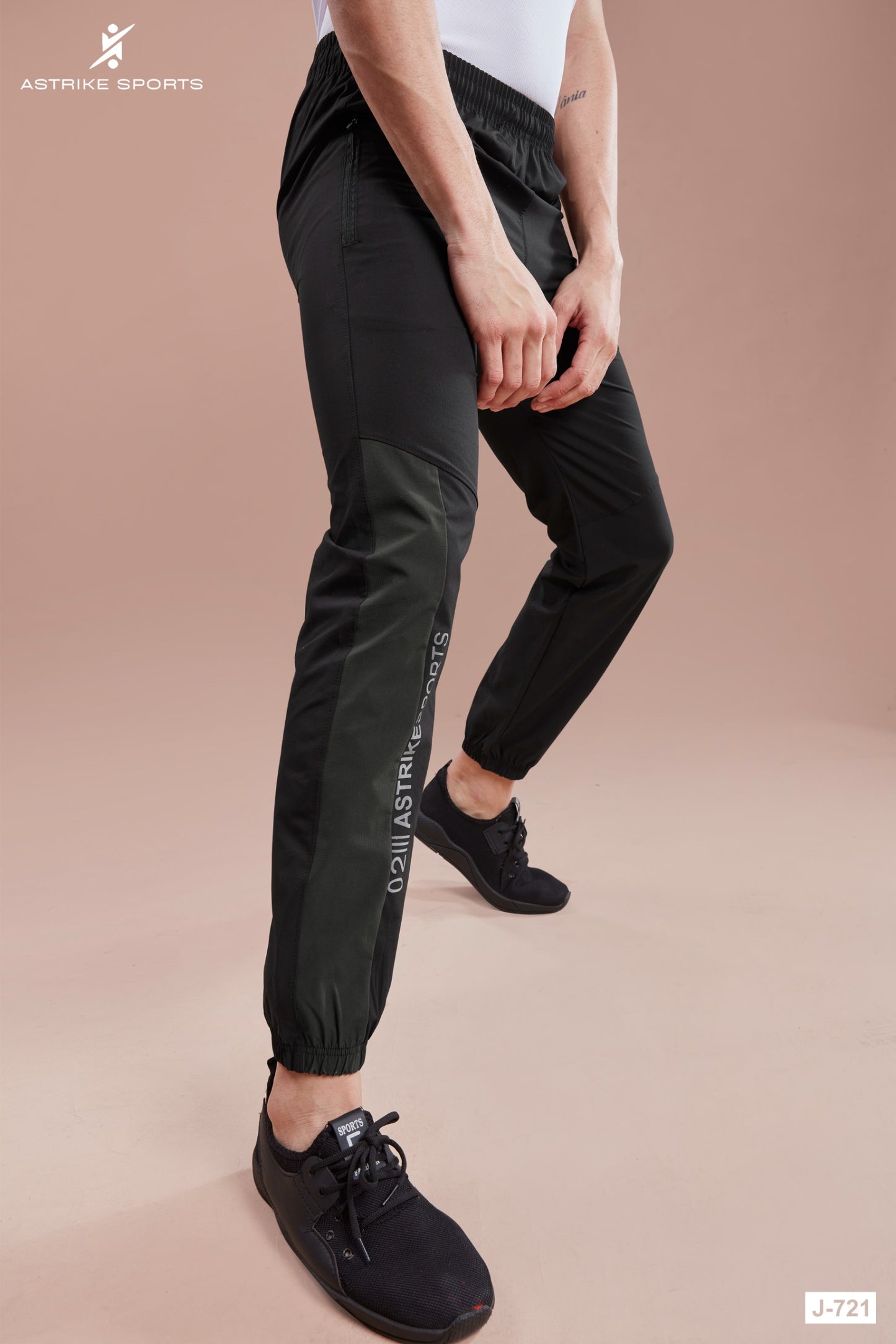 Men Solid Relax Fit Joggers at Wholesale Price J 721 | 6 Pcs Box